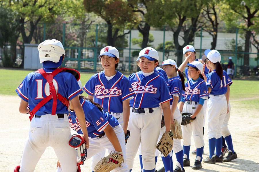 東京の女子選抜チーム「オール江東女子」ナイン【写真:チーム提供】
