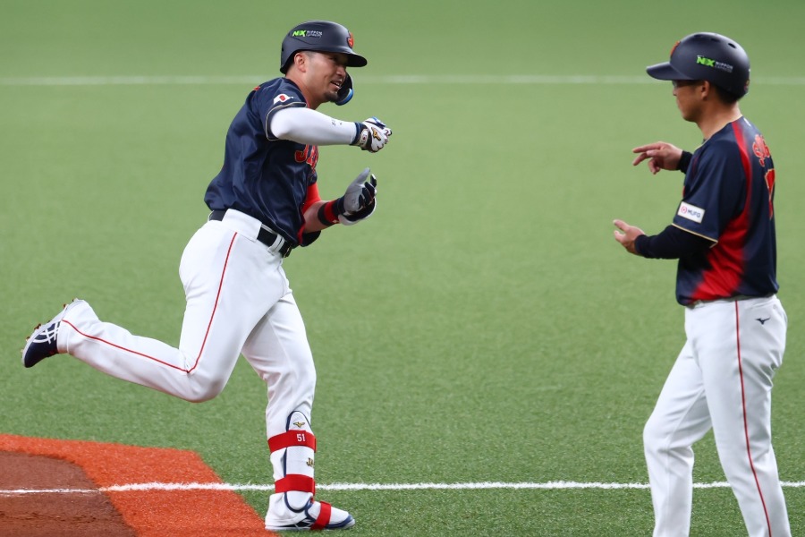侍ジャパン・鈴木誠也【写真：加治屋友輝】