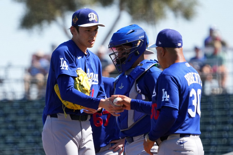 ガーディアンズ戦に登板したドジャース・佐々木朗希【写真：ロイター】