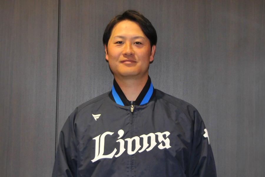 ライオンズアカデミーコーチの中塚駿太氏【写真：篠崎有理枝】