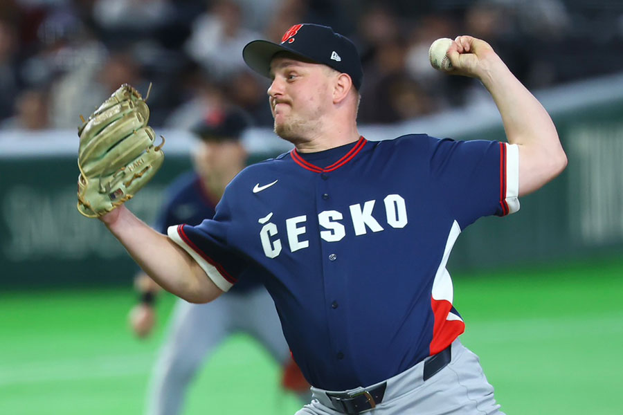 ルカシュ・エルコリ