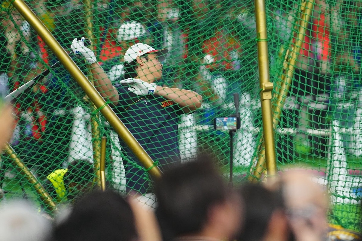フリー打撃をする大谷翔平【写真：荒川祐史】