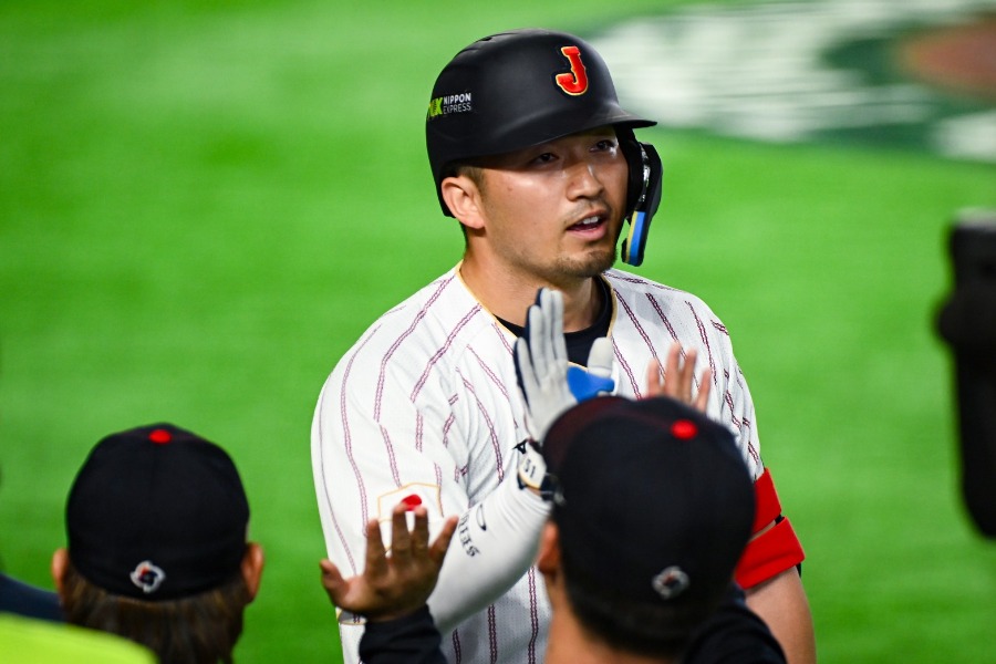 韓国戦で本塁打を放った侍ジャパン・鈴木誠也【写真：荒川祐史】