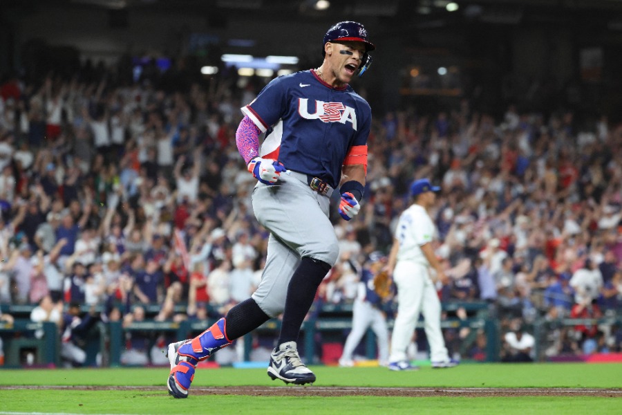 先制2ランを放ったアメリカ代表のアーロン・ジャッジ【写真：ロイター】