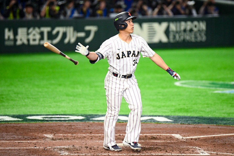 韓国戦で本塁打を放った吉田正尚【写真：中戸川知世】