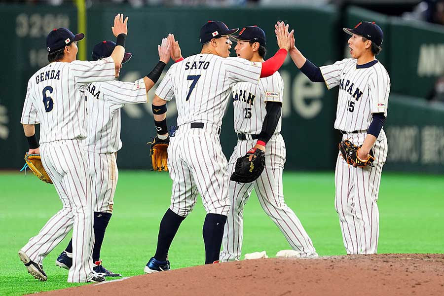 韓国戦に勝利した侍ジャパン【写真：Getty Images】