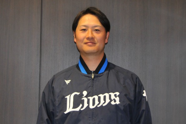 ライオンズアカデミーコーチの中塚駿太氏【写真：篠崎有理枝】