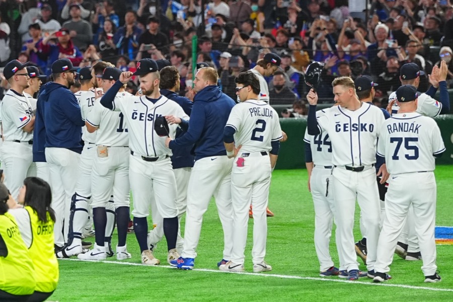 10日に侍ジャパンと対戦するチェコ選手たち【写真：荒川祐史】