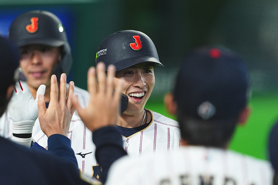 侍ジャパン・周東佑京【写真：小林靖】