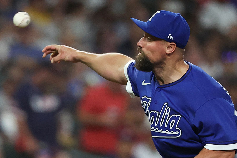 ダン・アルタビラ