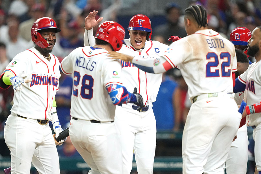 ドミニカ共和国代表が準決勝進出を決めた【写真:ロイター】
