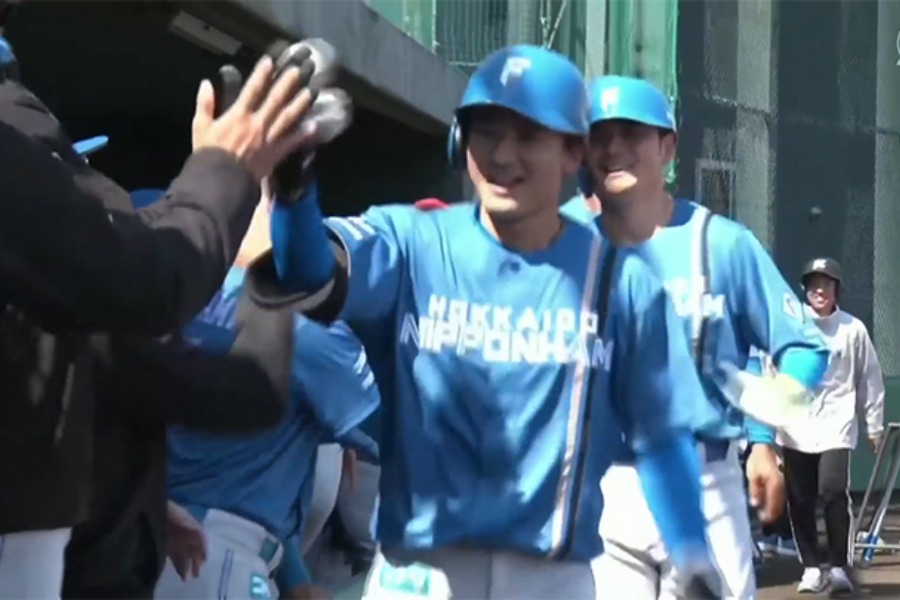 3ラン本塁打を放った日本ハム・大塚瑠晏【画像：パーソル パ・リーグTV】