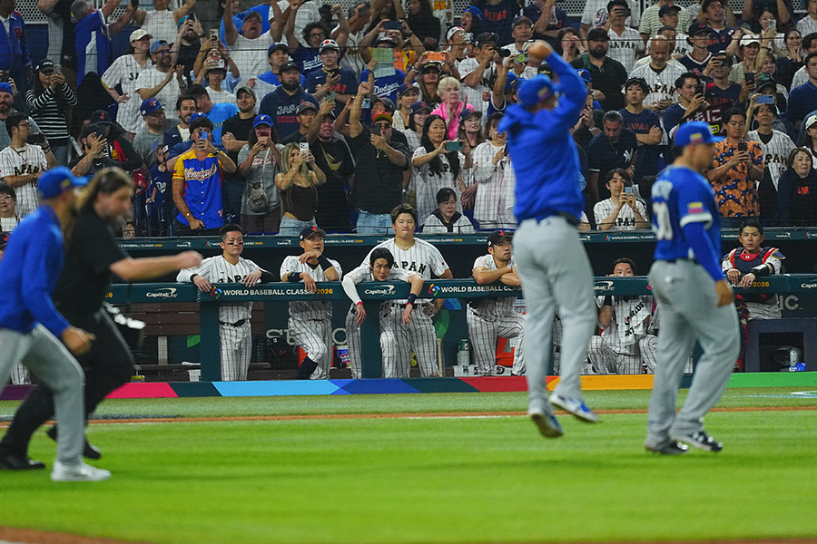 ベネズエラとの激闘を繰り広げた侍ジャパン【写真:荒川祐史】