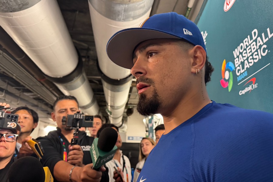 試合後、取材に応じたベネズエラ代表のアンドレス・マチャド【写真：佐藤直子】