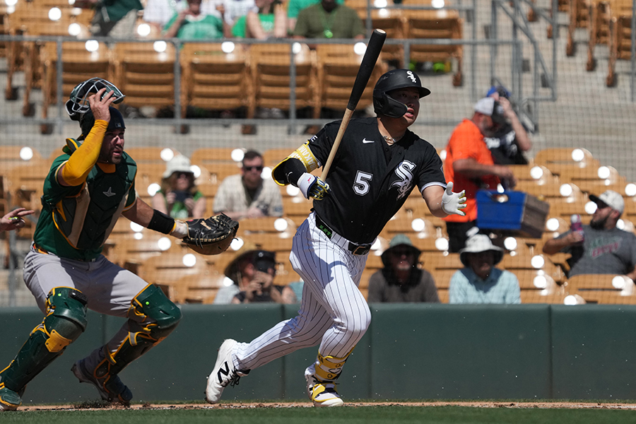 「4番・一塁」で先発したホワイトソックス・村上宗隆【写真：ロイター】