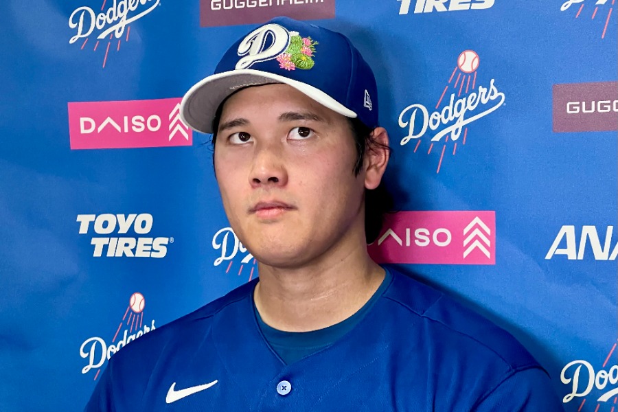 取材に応じたドジャース・大谷翔平【写真：小谷真弥】