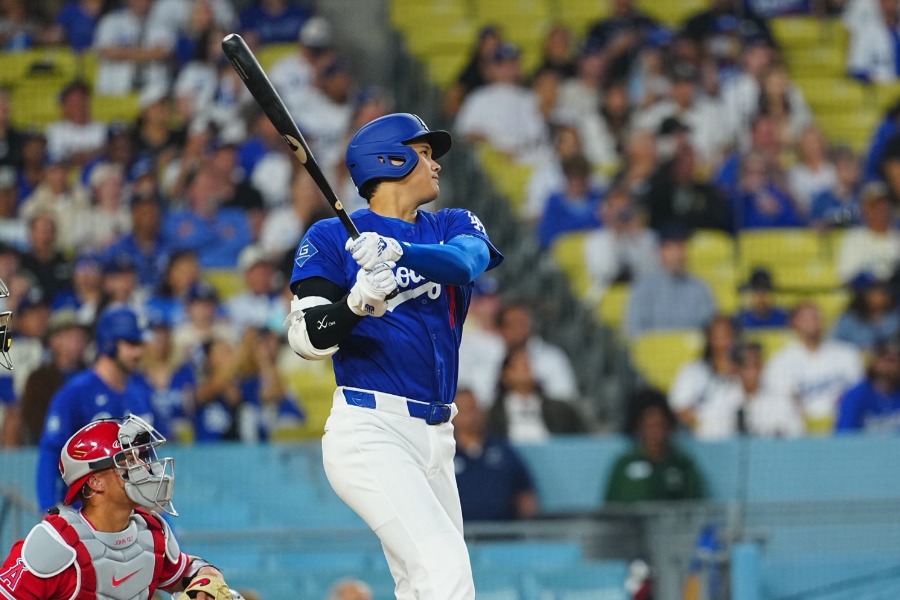 エンゼルス戦で二塁打を放ったドジャース・大谷翔平【写真：荒川祐史】