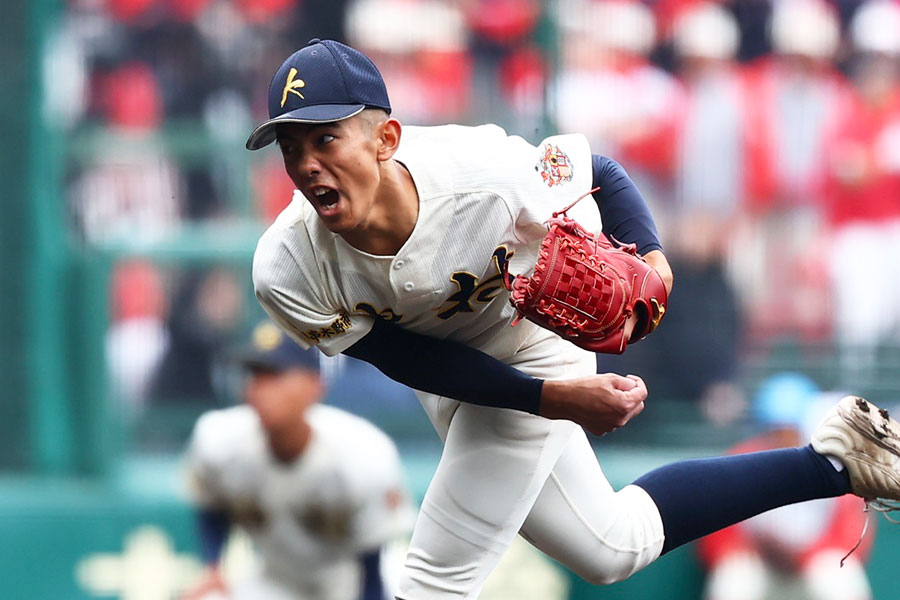 25日の智弁学園戦に登板した神村学園・龍頭汰樹【写真：加治屋友輝】