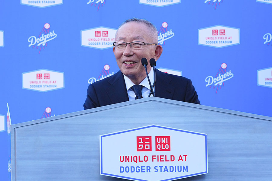 会見に出席したユニクロの柳井正会長【写真:荒川祐史】