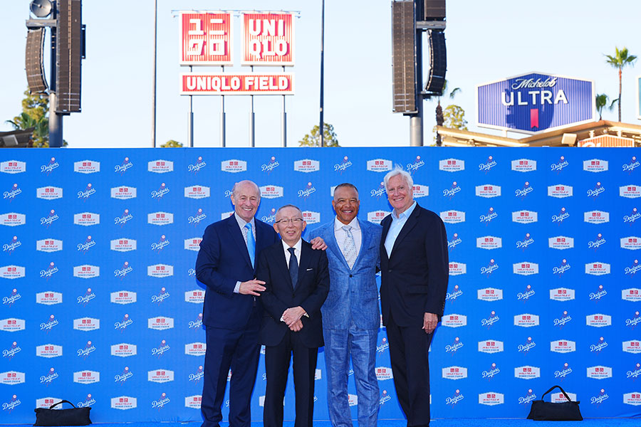 ドジャースはパートナーシップ契約を結んだユニクロと会見を行った【写真：荒川祐史】