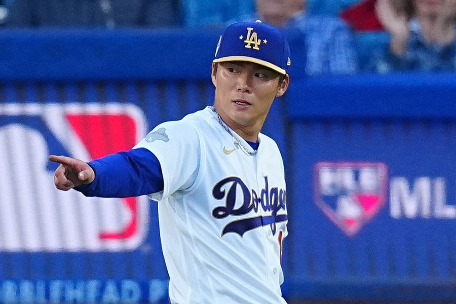 Dバックス戦で6回2失点と好投したドジャース・山本由伸【写真:荒川祐史】