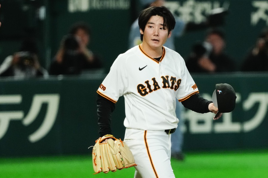 阪神戦でプロ初勝利を挙げた巨人・ 竹丸和幸【写真:黒澤崇】