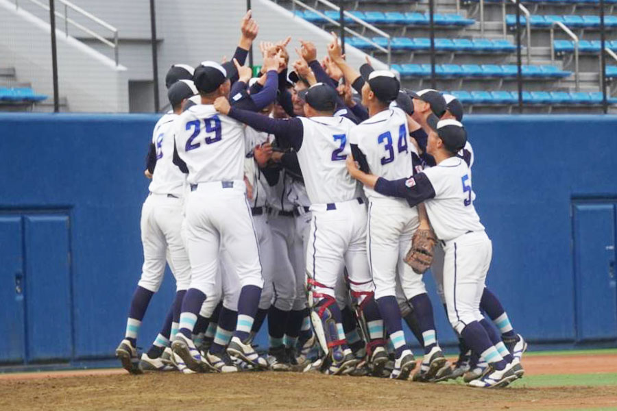 スターゼンカップ中学の部で優勝を収めた湘南ボーイズ【写真：尾辻剛】