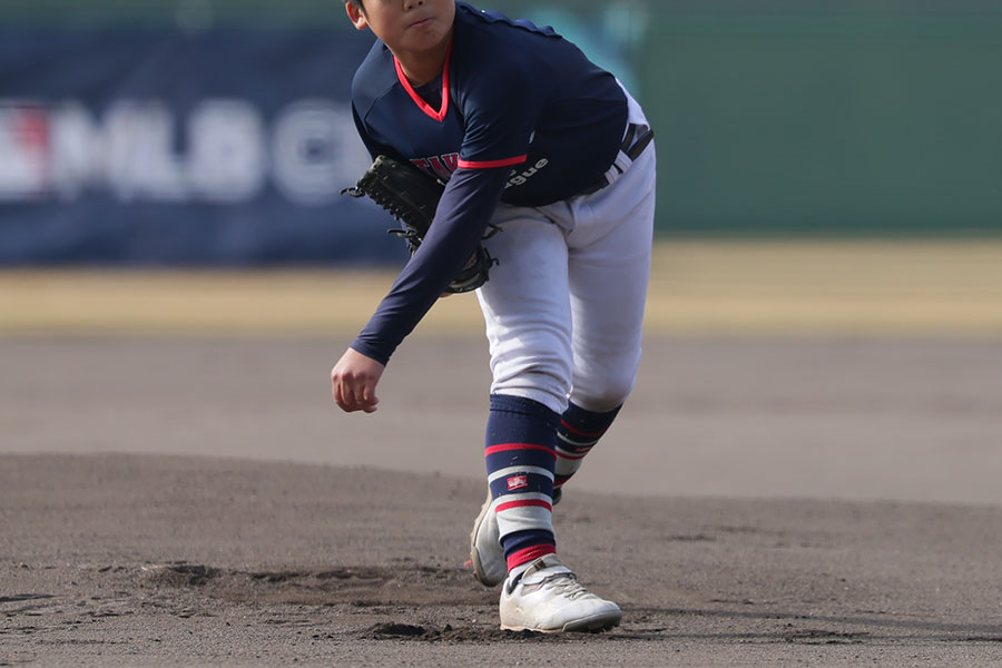 球速アップに繋がる体幹の回旋が身に付くドリルとは（写真はイメージ）