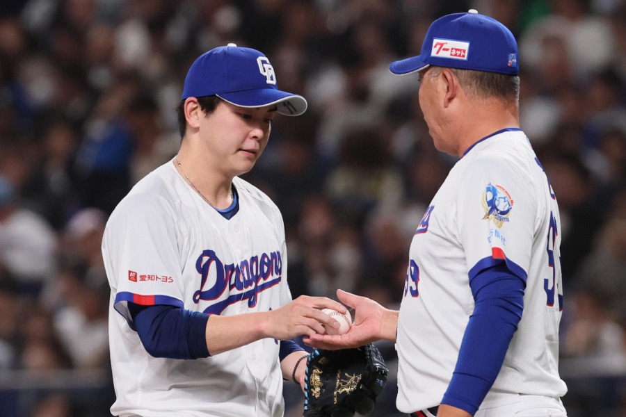 1日の巨人戦でプロ初登板を果たした中日・中西聖輝【写真：産経新聞社】