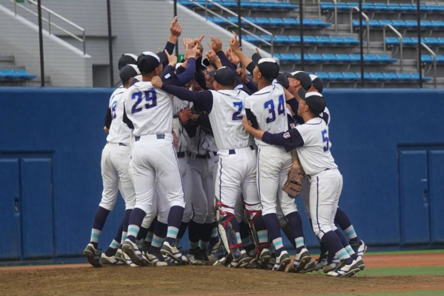 スターゼンカップで優勝した湘南ボーイズ【写真：尾辻剛】