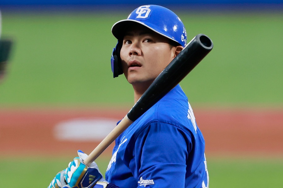 中日・高橋周平【写真：小池義弘】