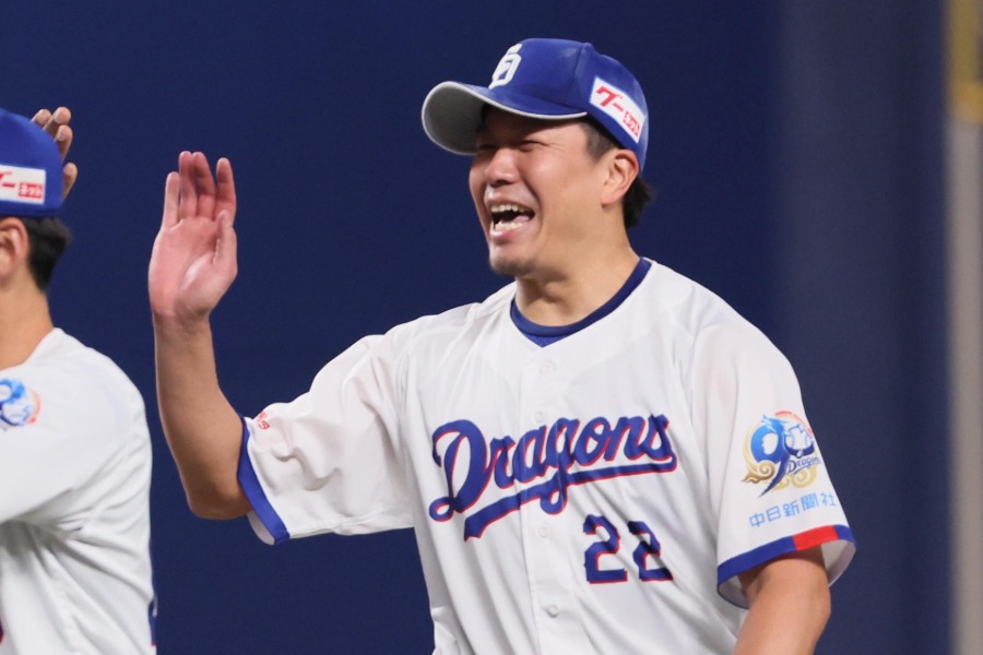 巨人戦で完投勝利を挙げた中日・大野雄大【写真提供：産経新聞社】