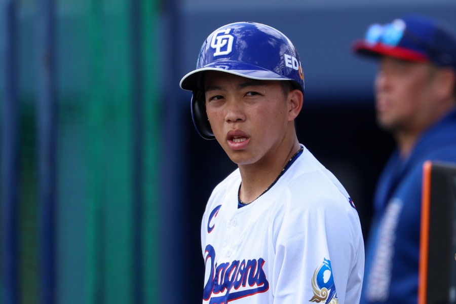 中日・岡林勇希【写真:加治屋友輝】