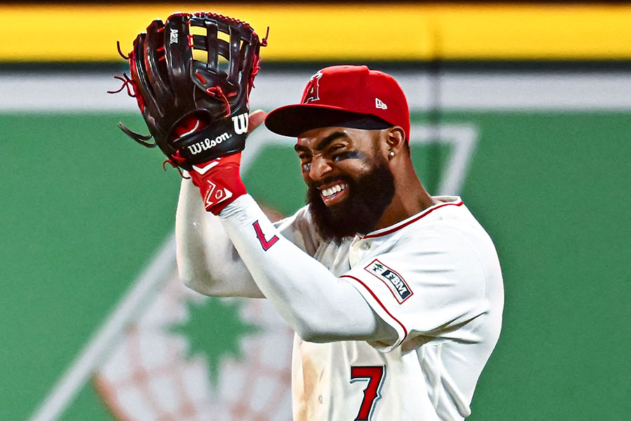 マリナーズ戦で再三の好守を見せたエンゼルスのジョー・アデル【写真：ロイター】