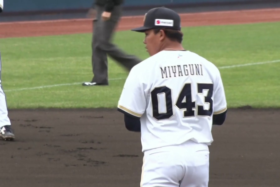 阪神戦に登板したオリックス・宮國凌空【画像：パーソル パ・リーグTV】