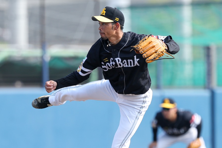 ソフトバンク時代の又吉克樹【写真：加治屋友輝】