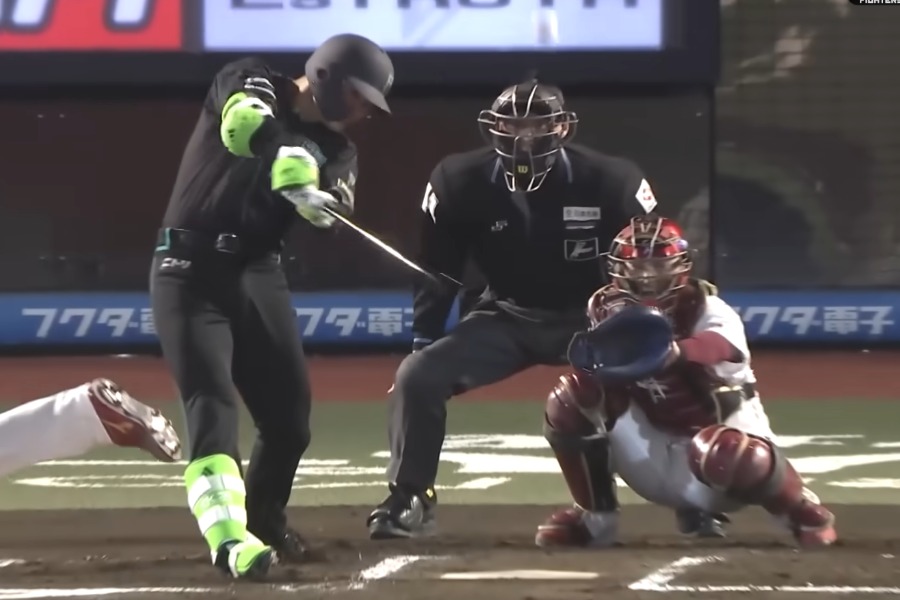 楽天戦で本塁打を放った日本ハム・清宮幸太郎【写真：パーソル パ・リーグTV】