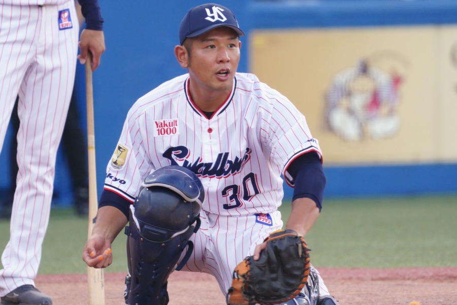 ヤクルト時代の西田明央氏【写真：荒川祐史】