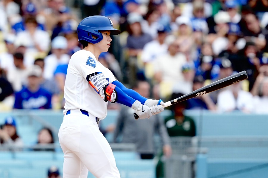 レンジャーズ戦に出場したドジャースのキム・ヘソン【写真：黒澤崇】