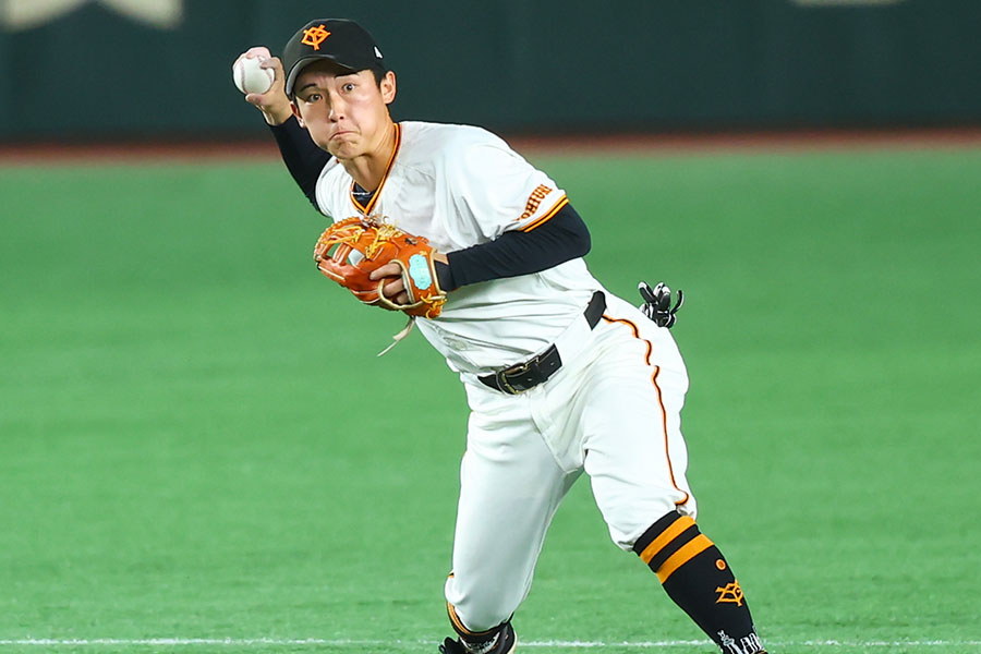 巨人・浦田俊輔【写真：加治屋友輝】