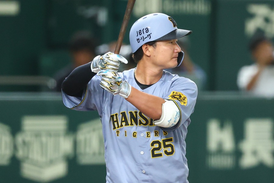 阪神時代の渡邉諒【写真：加治屋友輝】