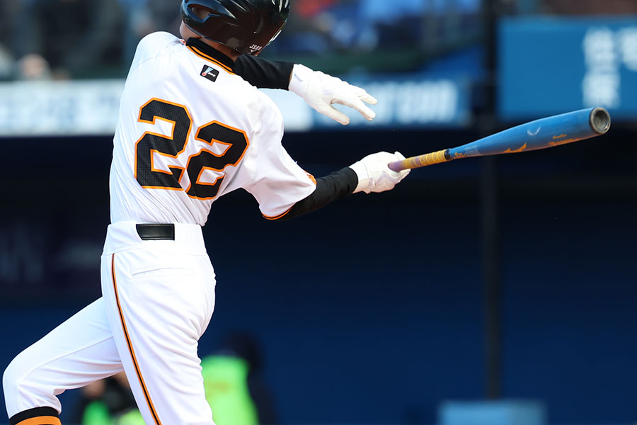 右投げ左打ちで活躍するために必要な意識とは（写真はイメージ）