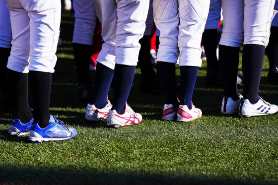 成長見越した「大きめのスパイク購入」がNGのワケ　子どもの足元に表れる“前兆”