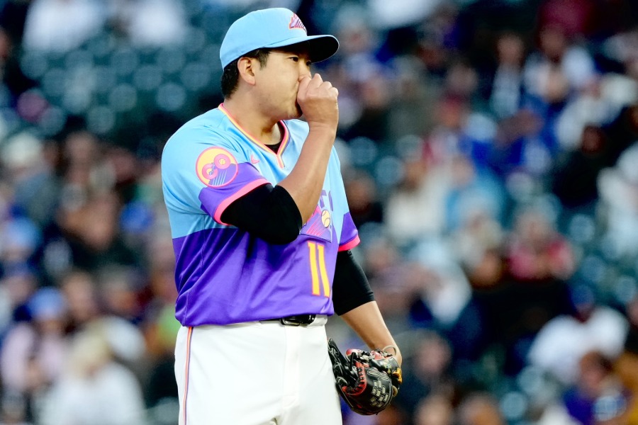 ドジャース戦に先発したロッキーズ・菅野智之【写真：黒澤崇】