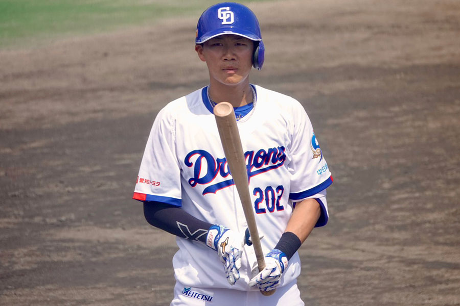 18日のDeNA2軍戦に出場した中日・中村奈一輝【写真：木村竜也】