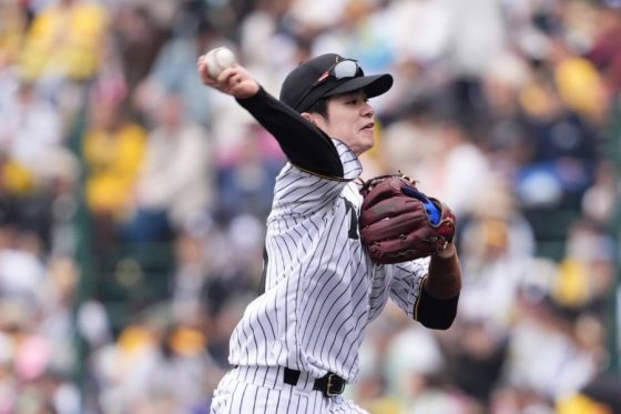 阪神救った名手の“回転美技”「これぞプロ」　ナインも喝采、X仰天「ほんま神すぎる」