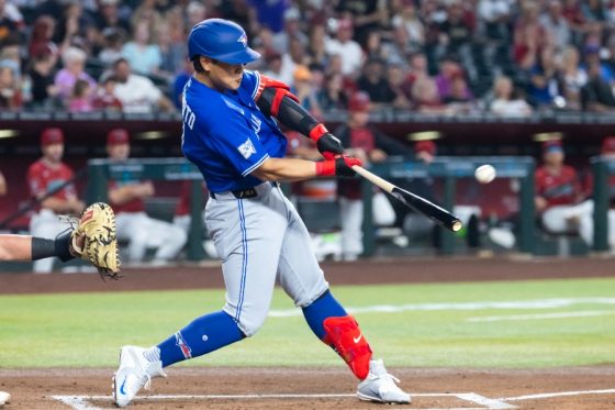 岡本和真、2戦ぶり12号に敵地騒然　前日まで3戦連続で死球も…5月7本目の一発で復調の兆し