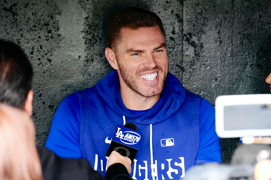 試合前の取材に応じたドジャースのフレディ・フリーマン【写真：黒澤崇】