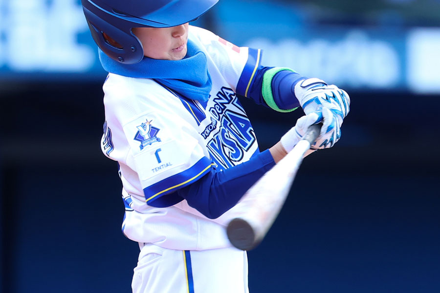 理想的な“最短距離”のスイング軌道を身に付けるには（写真はイメージ）