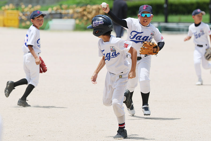 難しい挟殺プレーをアウトにできるコツとは（写真はイメージ）